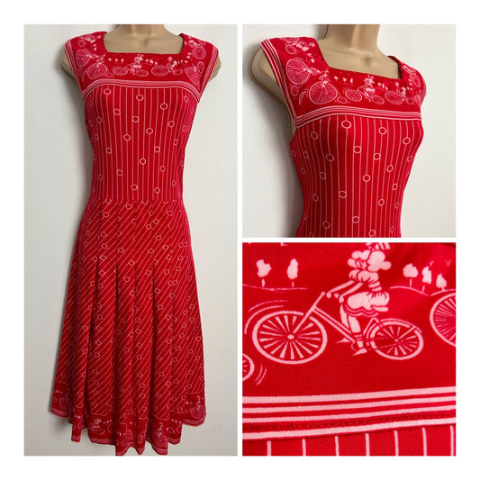 Vintage 1970s UK Size 8 Cute Red & Pink Penny Farthing Stripe & Circle Print Sleeveless Pleated Day Dress