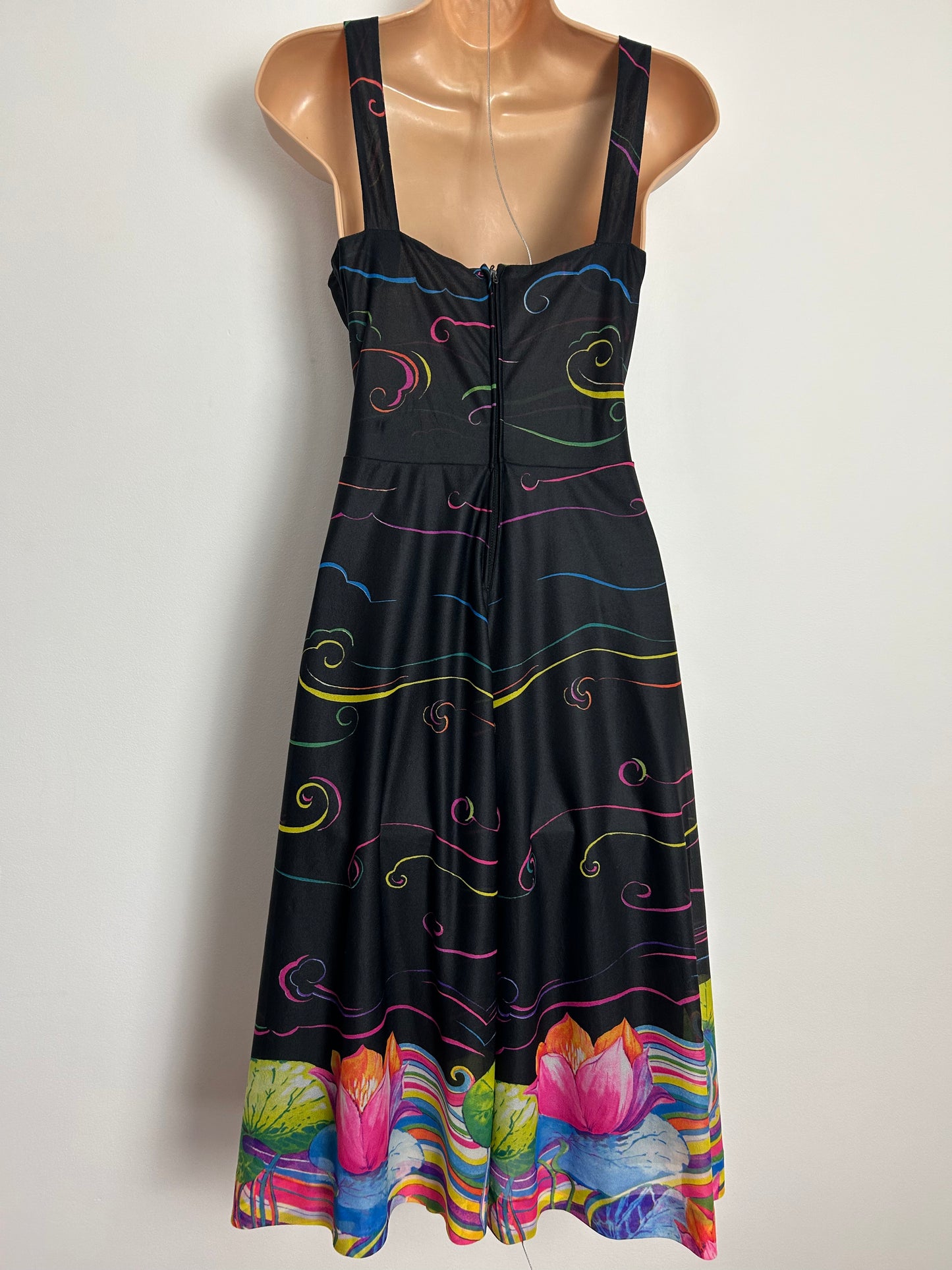 Vintage Late 1970s/Early 1980s UK Size 10-12 Black Pink Green Blue Swirl & Water Lily/Lily Pads Print Dress