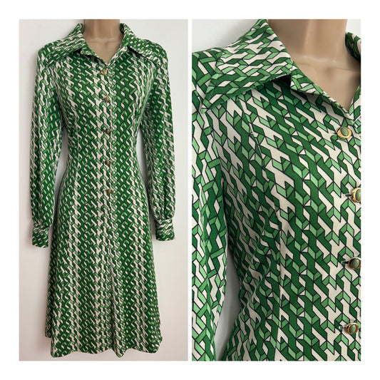 Vintage 1970s LAPIDUS OF SWEDEN Size 8 Green & White Geometric Print Dagger Collar Shift Dress