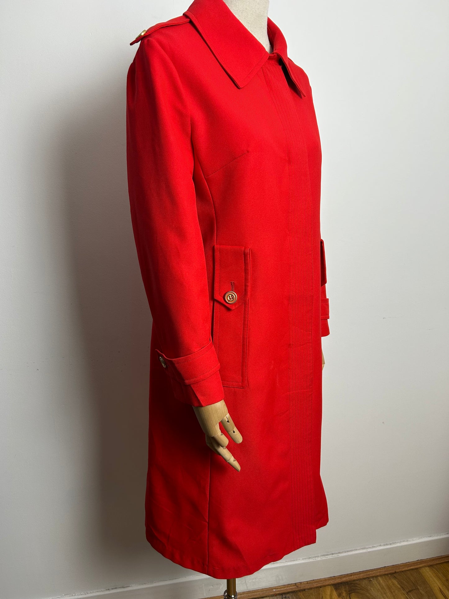Vintage 1960s LONDON FOG MAINCOATS Size 10-12 Red Mid Length Coat