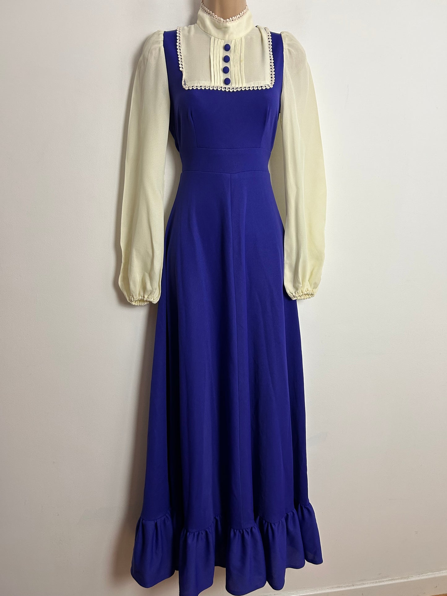 Vintage 1970s UK Size 6-8 Purple & Cream Contrast Prairie Boho Long Sleeve Maxi Dress