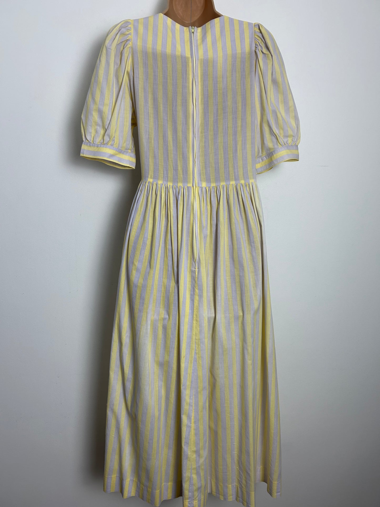 Vintage 1980s LAURA ASHLEY Size 10 (Size 14 On Label) Pale Grey & Lemon Stripe Print Cotton Day Dress