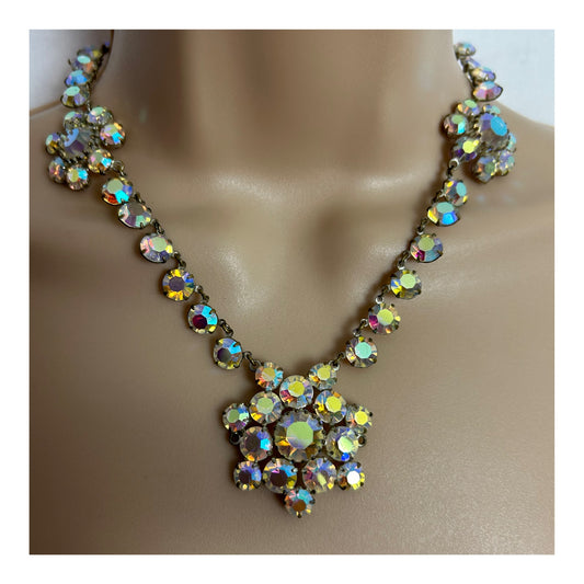 Vintage 1960s Beautiful Iridescent Aurora Borealis Diamante Glass Flower Necklace