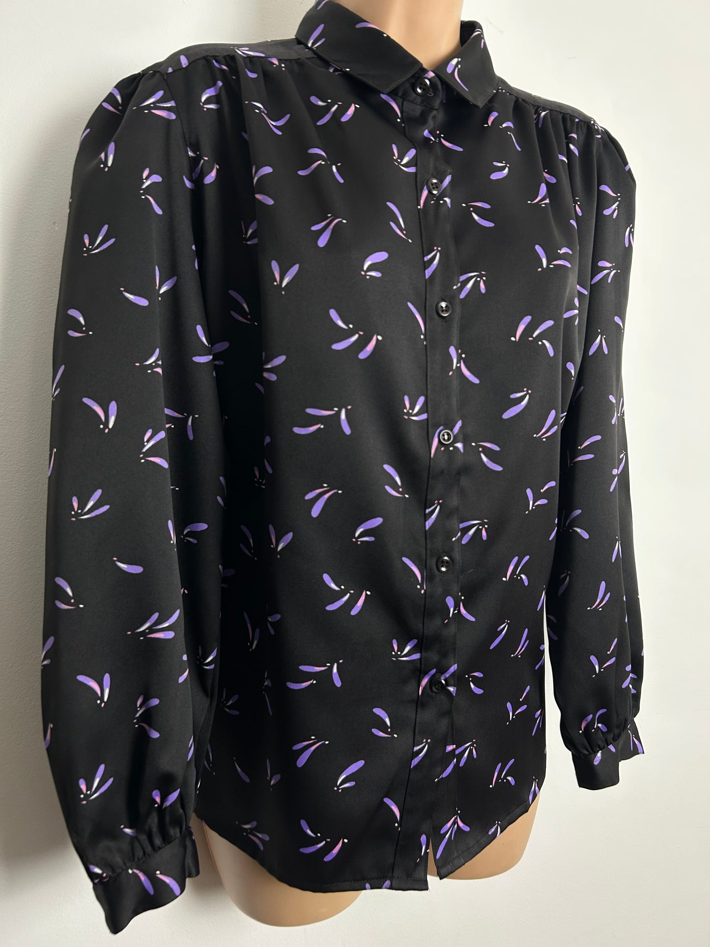 Vintage Early 1980s Size 16-18 Black Lilac & Pink Petal Print Long Sleeve Shirt