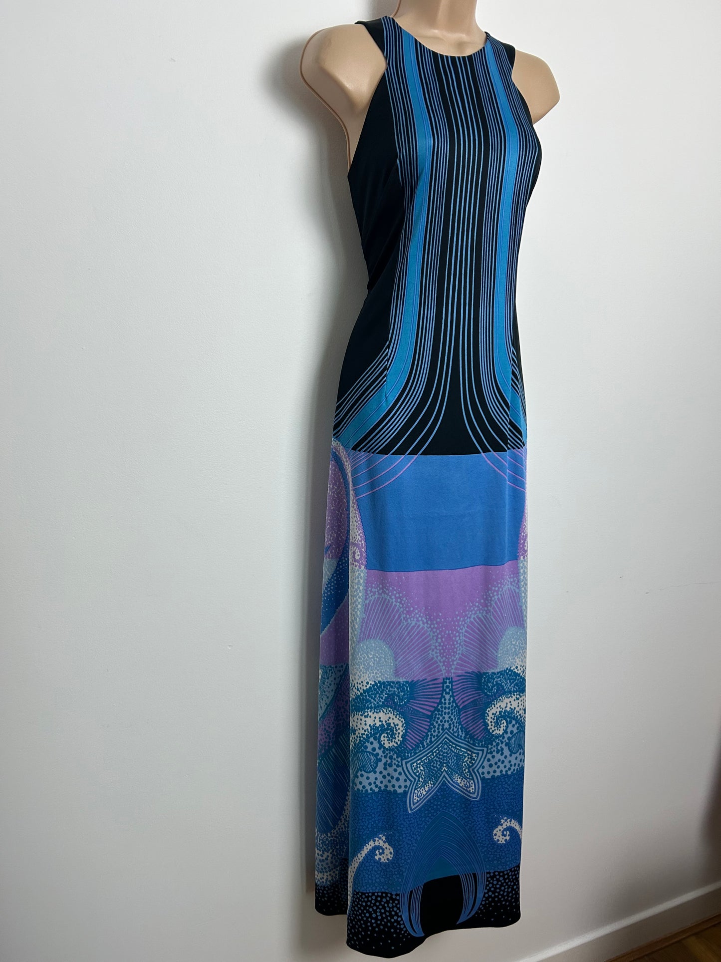 Vintage 1970s Size 8 Black Blue & Lilac Abstract Stripe & Paisley Print Sleeveless Maxi Dress