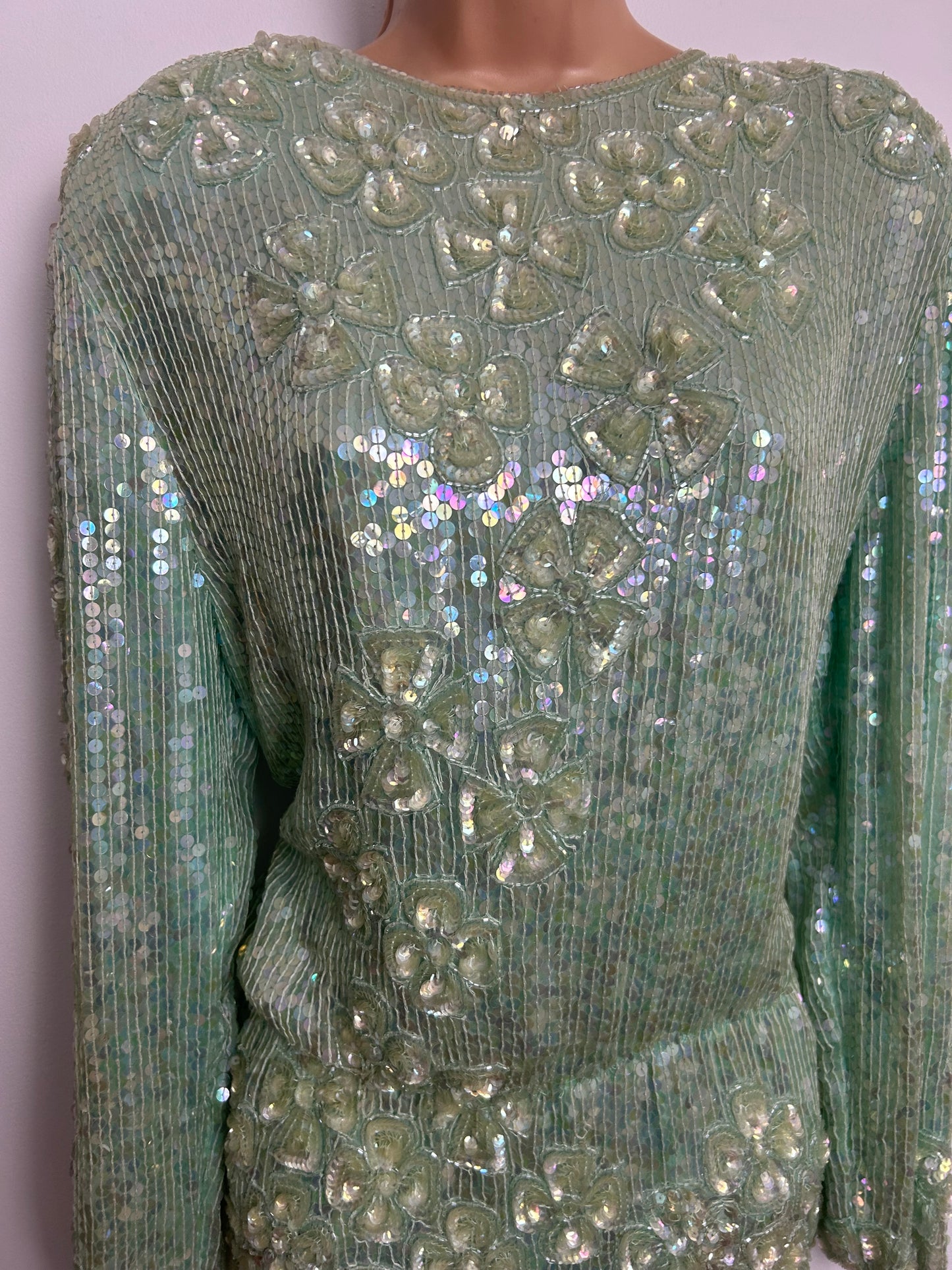 Vintage 1980s Size 12 Palest Green Iridescent Sequin Covered Long Sleeve Scallop Waist Evevning Top
