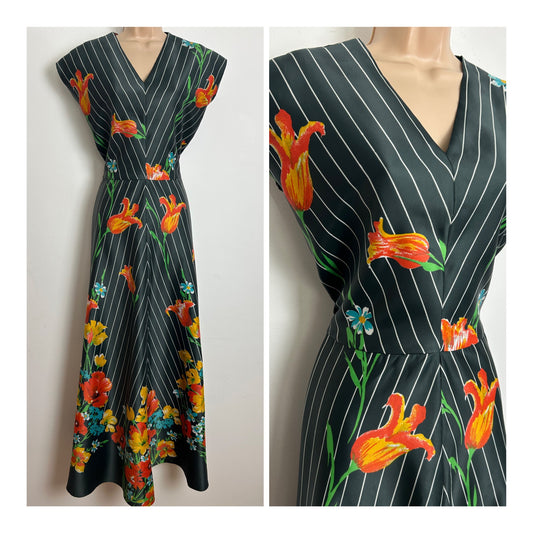 Vintage 1970s Size 10-12 Black Orange & White Floral & Stripe Print Short Sleeve Maxi Dress