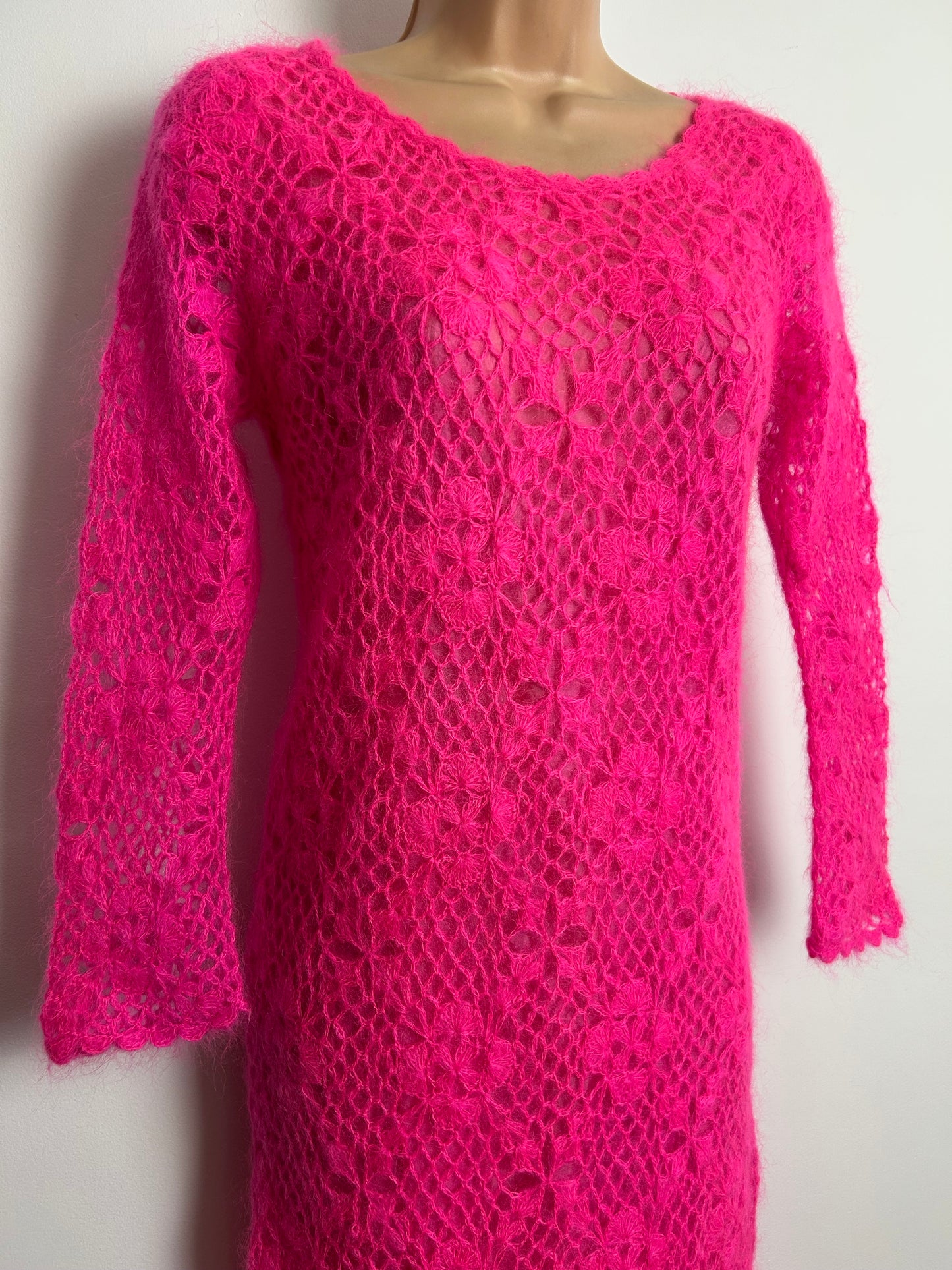 Vintage 1960s ELIZABETH MAI Made In Hong Kong Size 10-12 Beautiful Hand Crochet Hot Pink 100% Mohair Fully Lined Maxi Dress