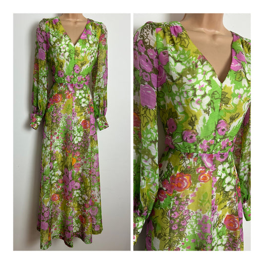 Vintage 1970s Size 8-10 White Green & Pink Tones Floral Print Long Sleeve Maxi Dress