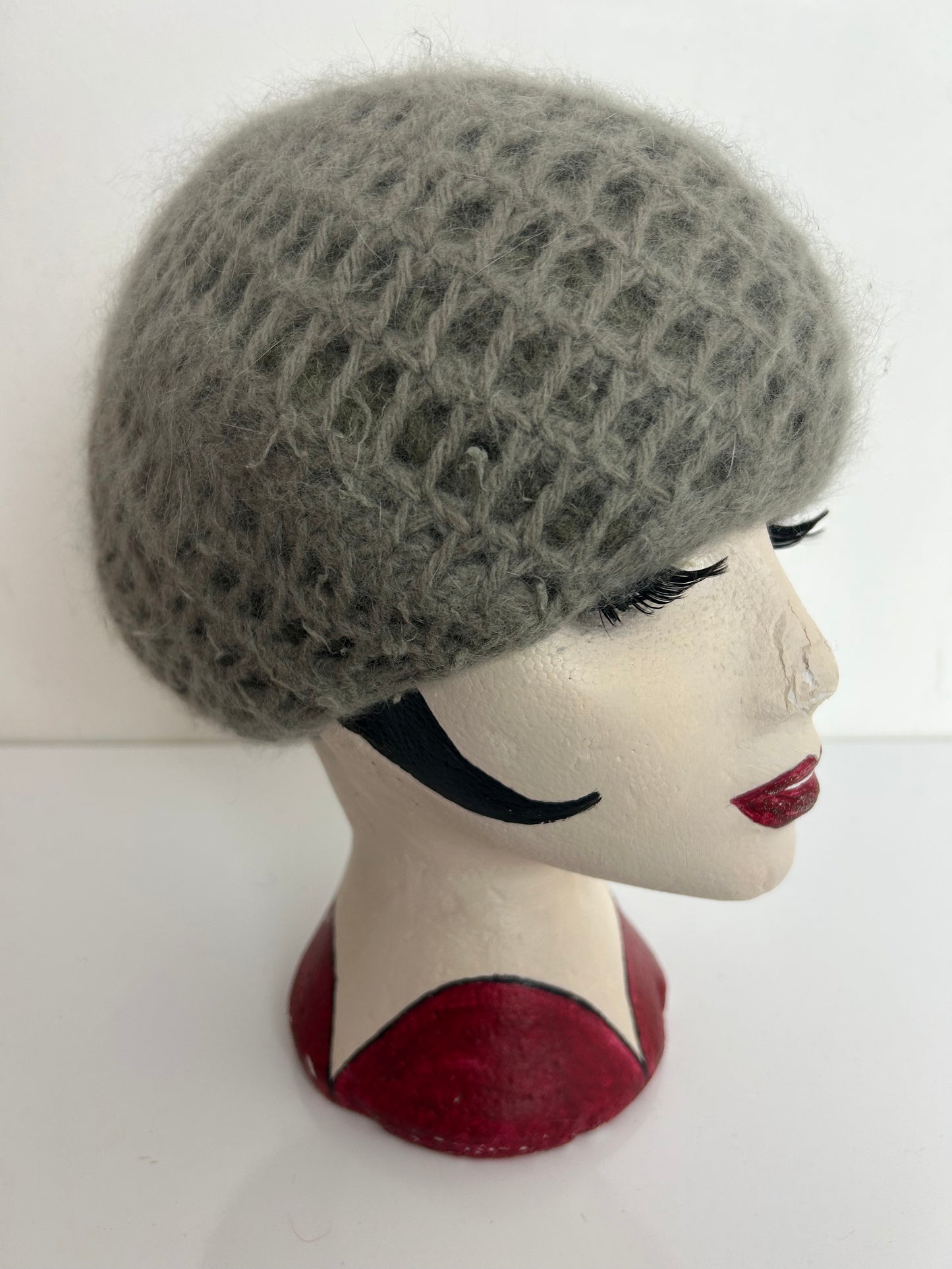 Vintage 1970s Grey Chunky Knit Super Soft Angora & Wool Beanie Winter Hat