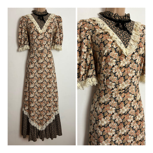 Vintage 1970s SALON GERTY UK Size 10-12 Sandy Beige & Cream Floral Print Lace Trim Prairie Maxi Dress