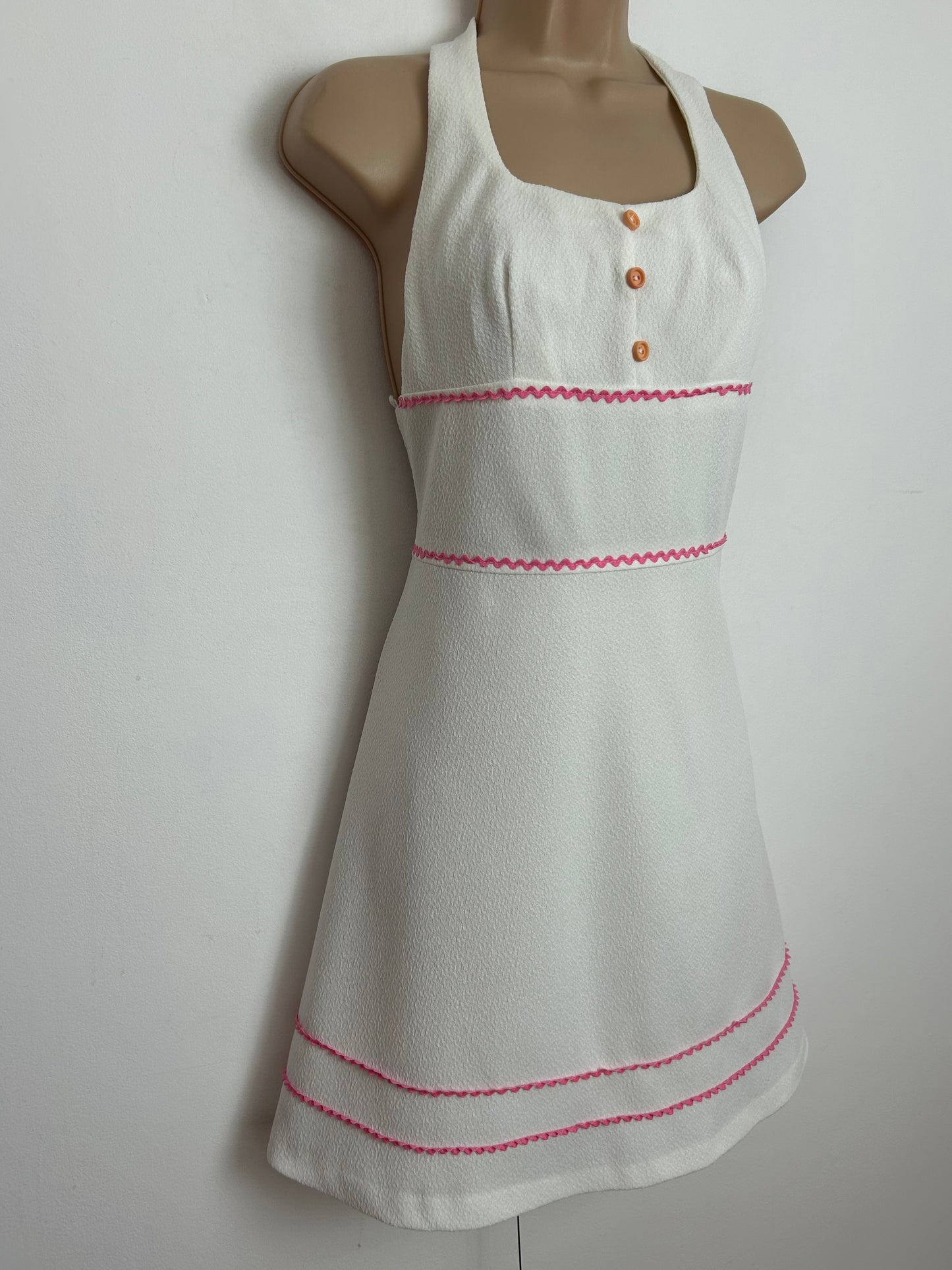 Vintage 1960s Size 8 Cute White Halter Neck Pink Ric Rac Trim Mini Mod Sundress