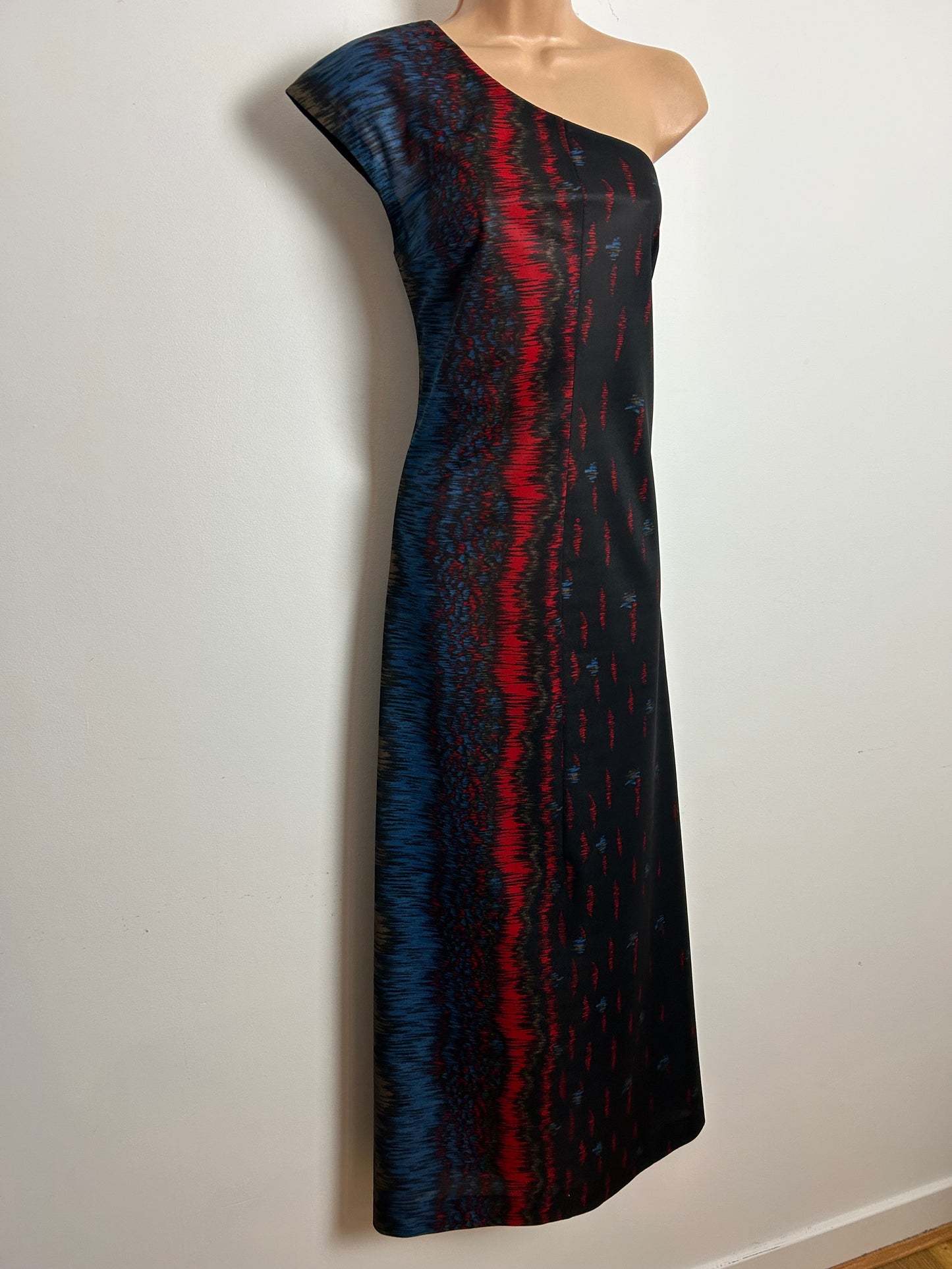 Vintage 1970s Size 8 Black Red Blue & Brown Abstract Stripe Print One Shoulder Column Maxi Dress