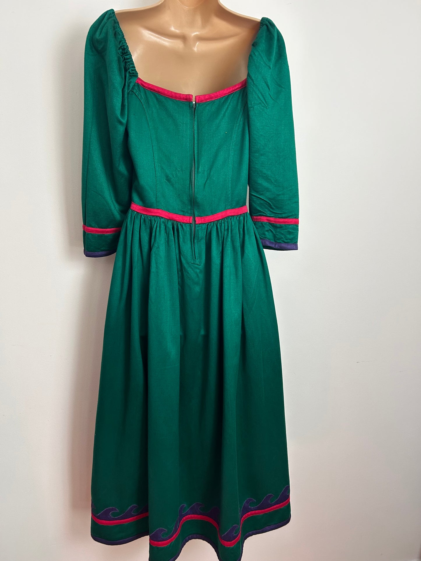 Vintage 1980s MONSOON Size 6-8 Green Mid Sleeve Gather Pleated Prom Style Midi Dress
