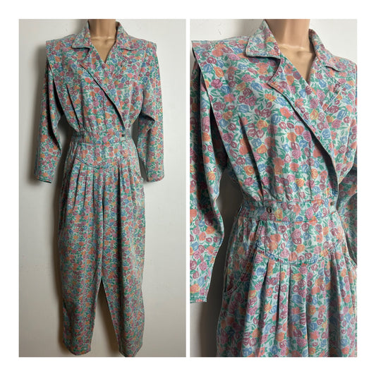 Vintage 1980s FADS Size 10 Floral Print Cotton Chambray Denim Pocket Detail Tapered Leg Jumpsuit