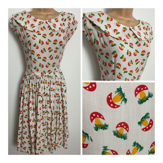 Vintage Late 1940s Size 8 Adorable White & Red Toadstool Novelty Print Gather Pleated Dress