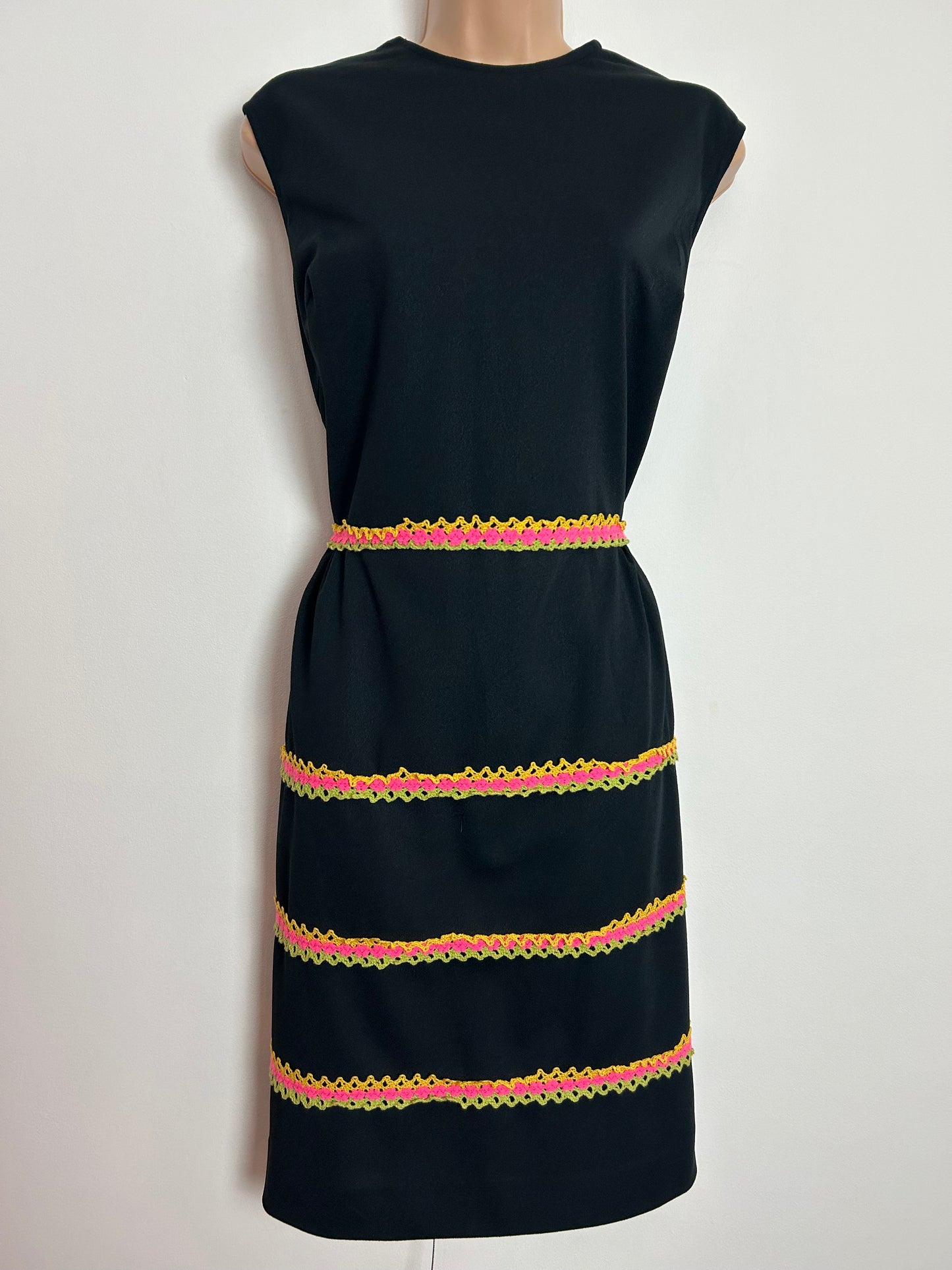 Vintage 1970s JERRI OF MIAMI UK Size 14 Black Yellow Pink Green Crochet Lace Trim Sleeveless Mod Scooter Dress