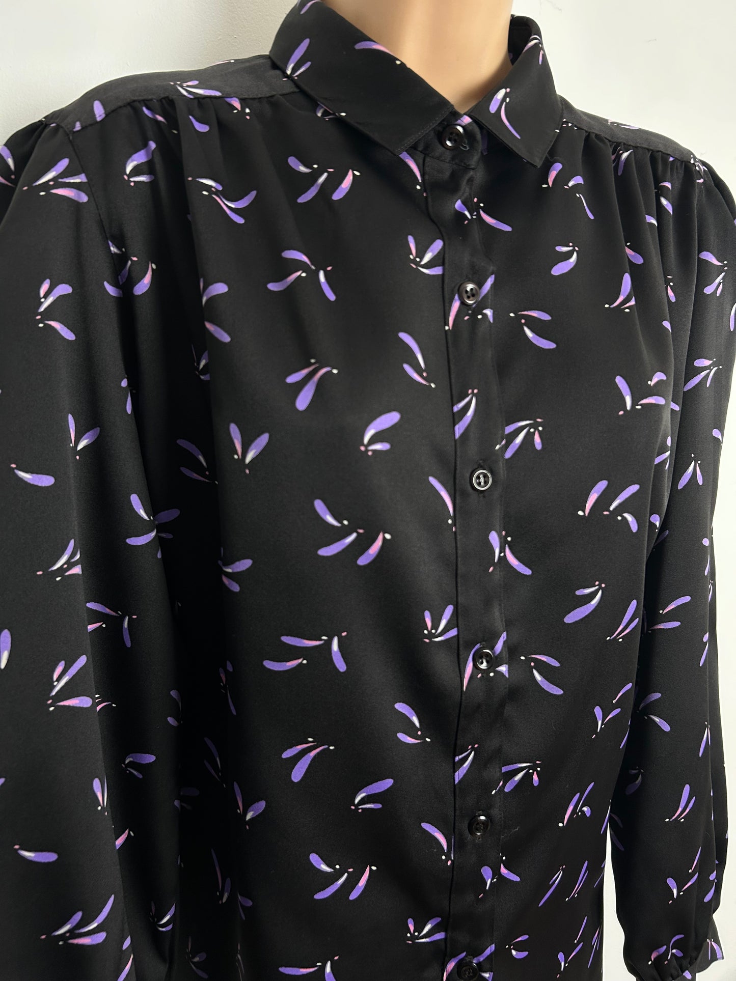 Vintage Early 1980s Size 16-18 Black Lilac & Pink Petal Print Long Sleeve Shirt