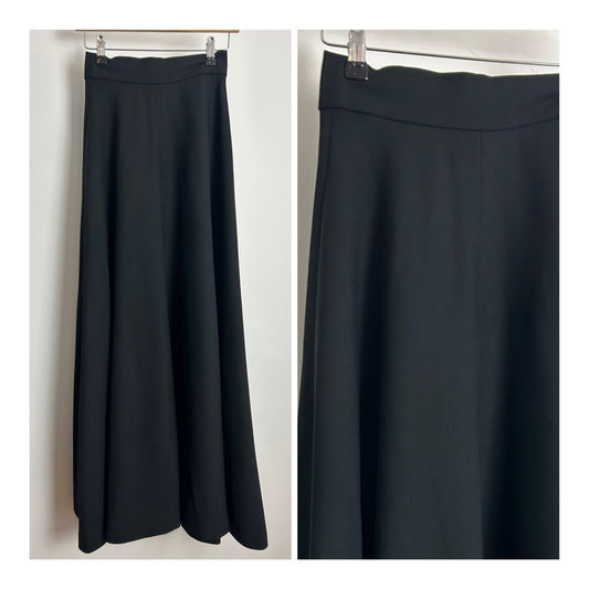 Vintage 1970s Size 6 Classic Long Black Max Skirt