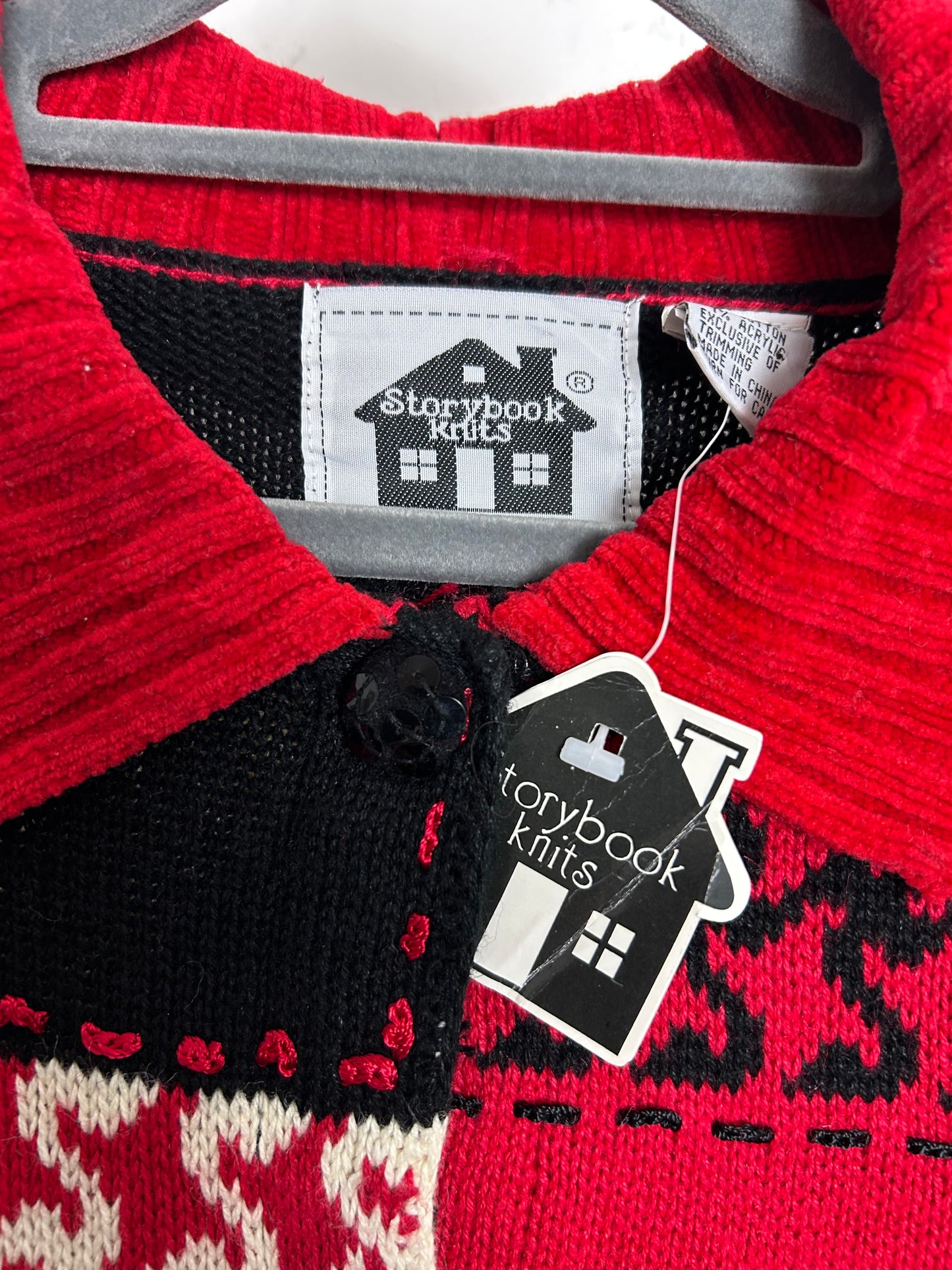 Vintage 1990s BNWT STORYBOOK KNITS Size 1X (UP To 18/20) Red & Black Houndstooth & Scottie Dogs Novelty Print Cardigan