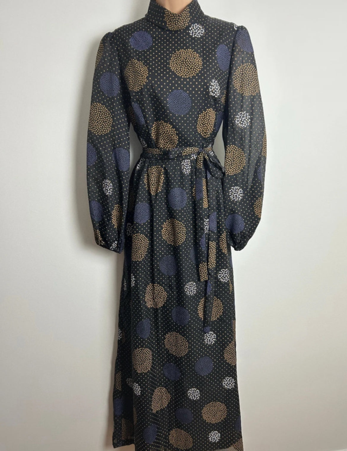 Vintage 1970s Size 12 Black Brown Purple & White Polka Dot Spotty Circle Print Belted Maxi Dress