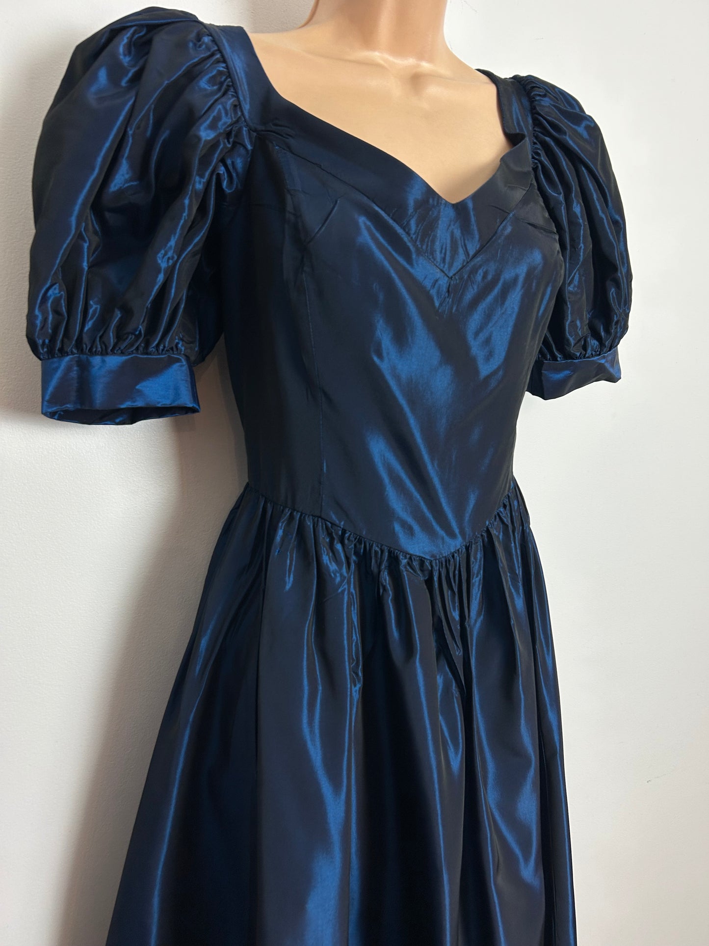 Vintage 1980s LAURA ASHLEY Size 10 (14 On Label) Midnight Blue Taffeta Xmas Party Ballgown