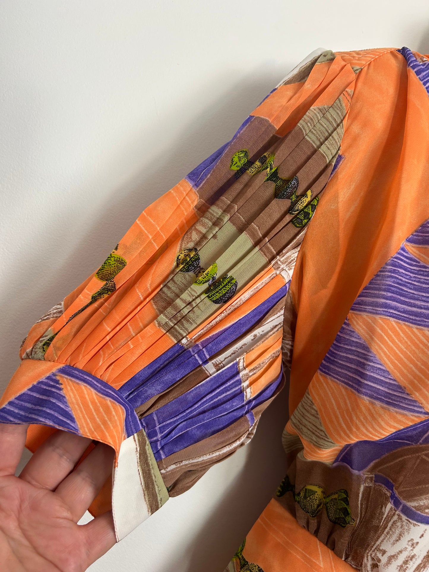 Vintage 1980s HARDOB Size 12-14 Orange Purple & Green Abstract Print Pleated Sleeve Oversized Blouse