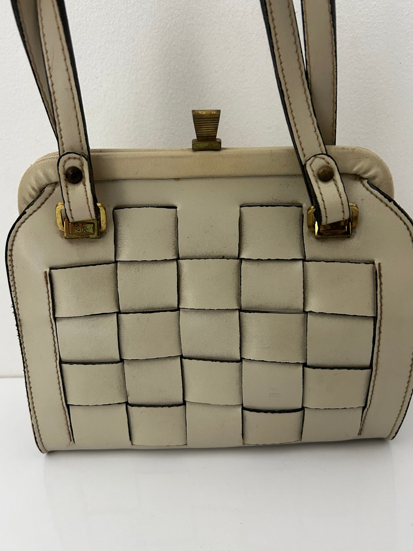 Vintage 1960s Mod Cream Leather Weave Effect Small Kelly Style Handbag