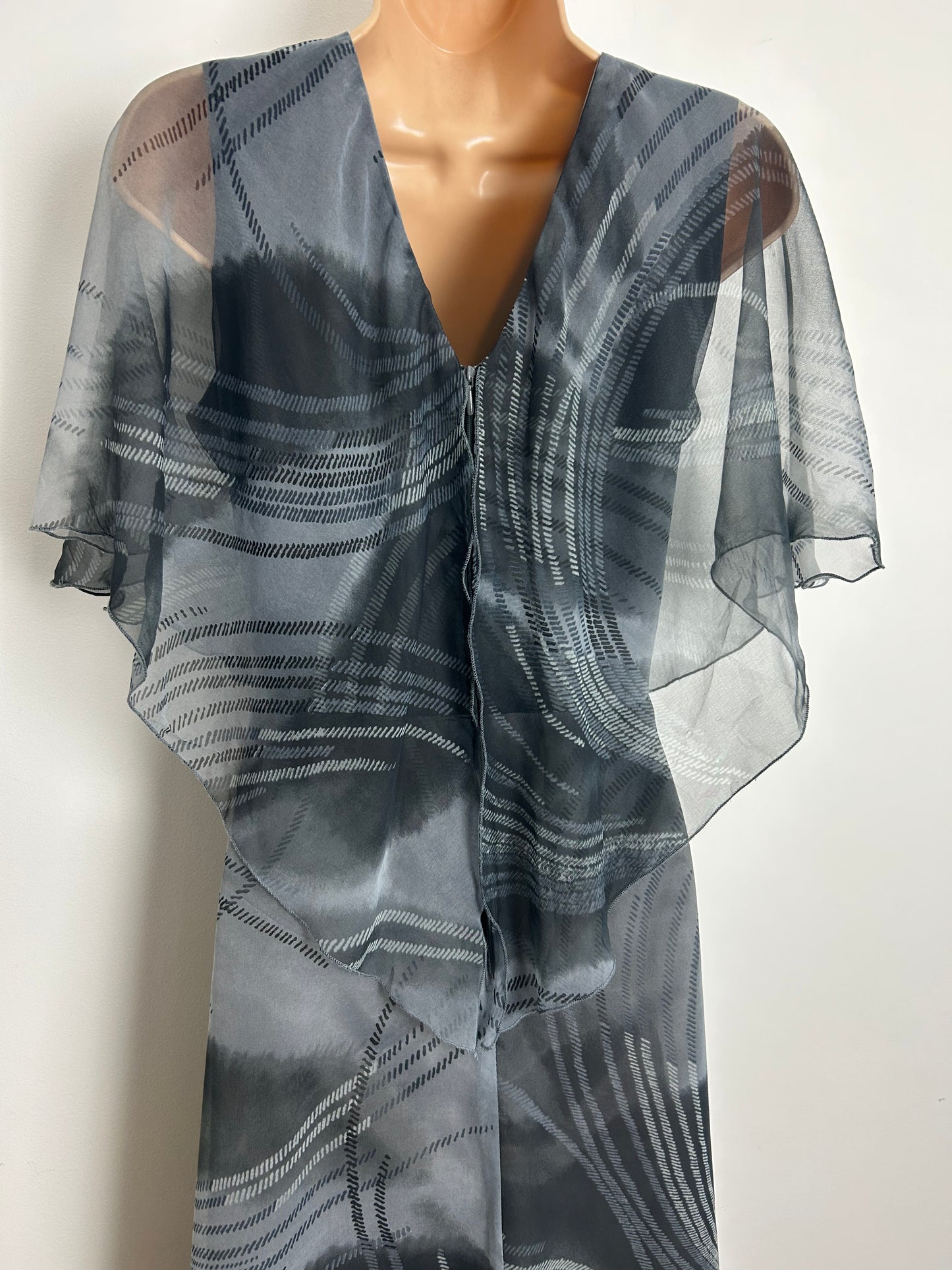 Vintage 1970s Size 10-12 Grey Tones Chiffon Polyester Cape Sleeve Boho Maxi Dress