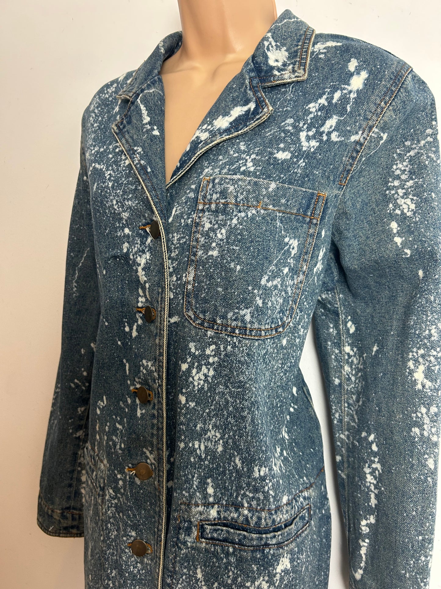 Vintage 1990s HARVE BERNARD Size 12-14 Splatter Pattern Blazer Style Denim Jacket