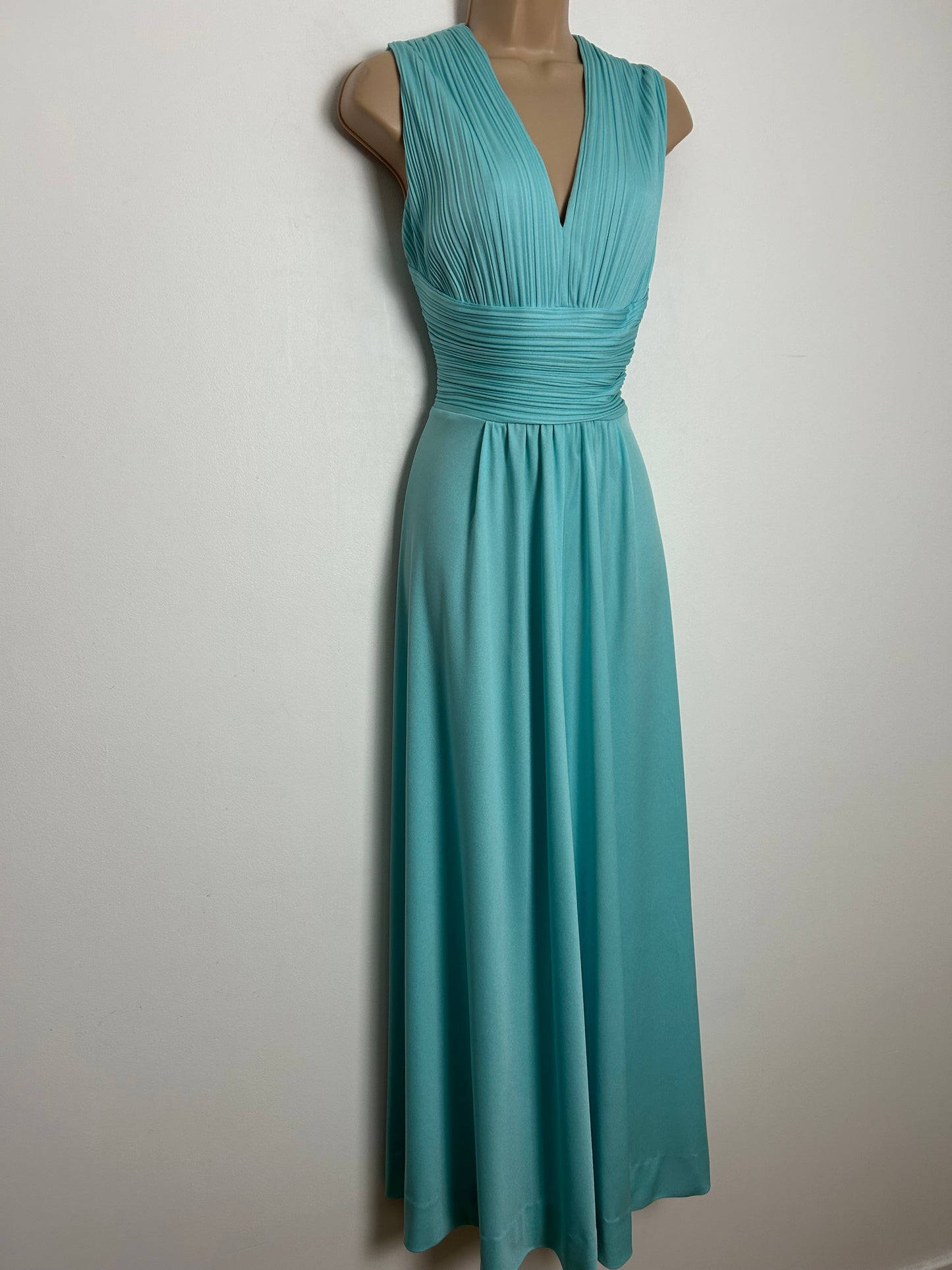 Vintage 1960s CARNEGIE OF LONDON Size 12 Ice Blue Pleated Bodice Sleeveless Occasion Maxi Dress