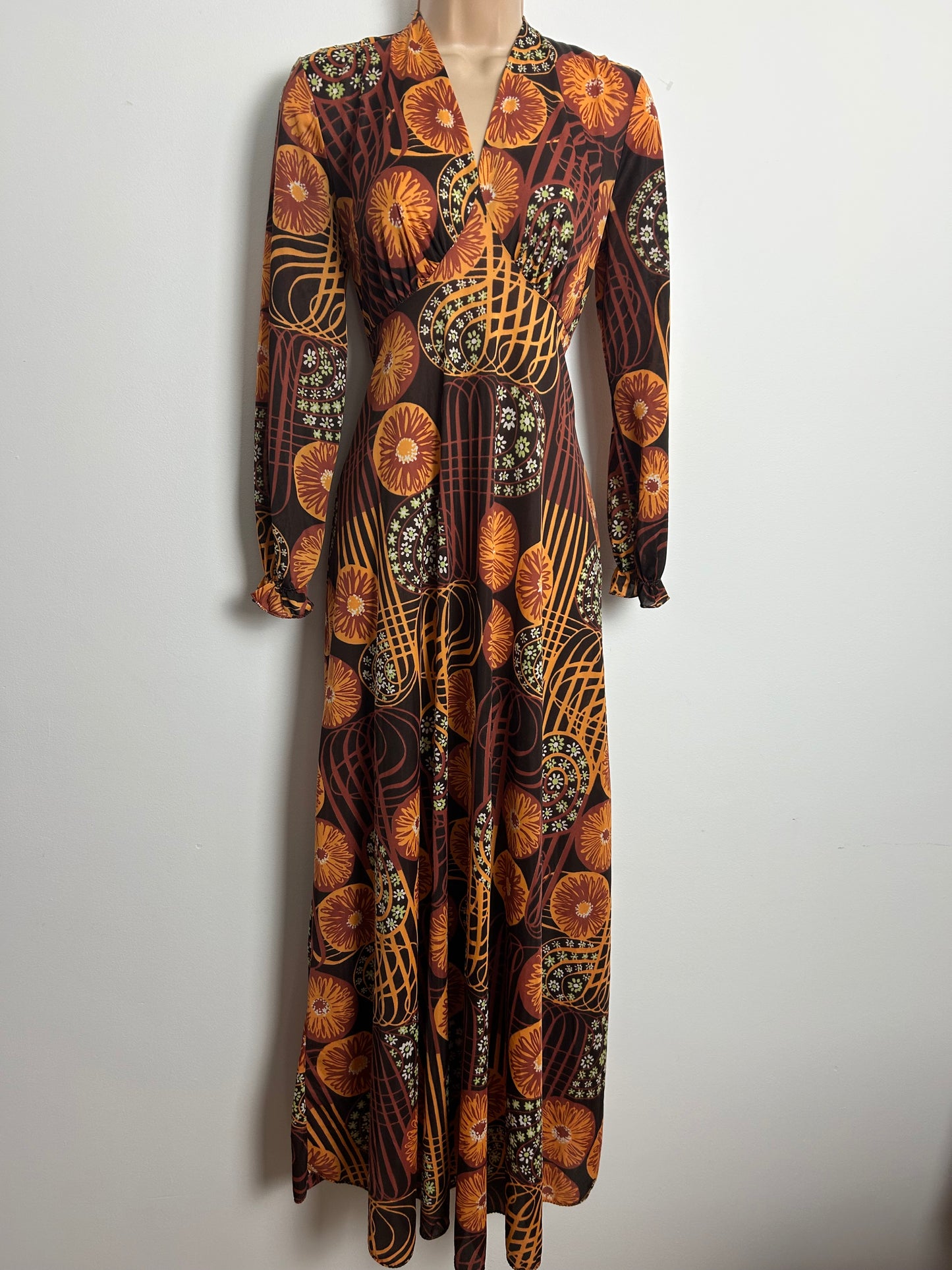 Vintage 1970s Size 8 Brown Tones "Spirograph" Abstract Print Long Sleeve Empire Line Maxi Dress