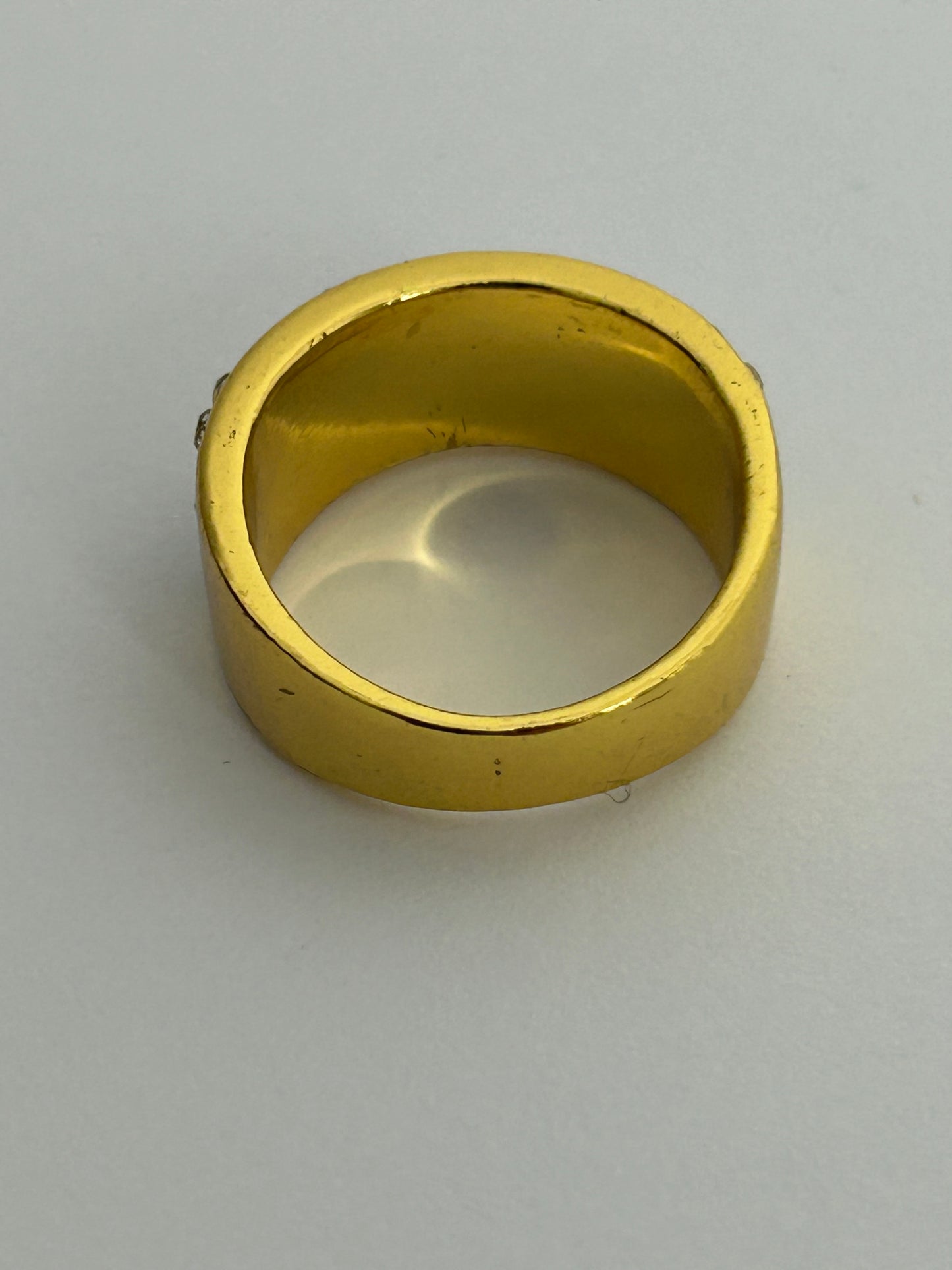 Vintage Gold Tone Base Metal Band Ring With Blue Stones & Diamantes Size P