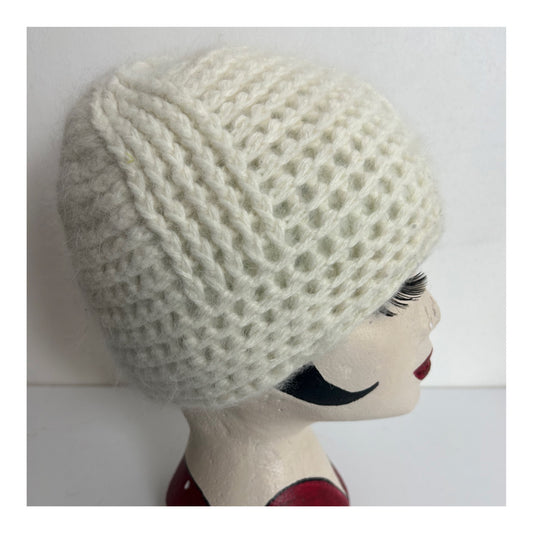 Vintage Winter White Chunky Knit Angora & Wool Mix Beanie Hat