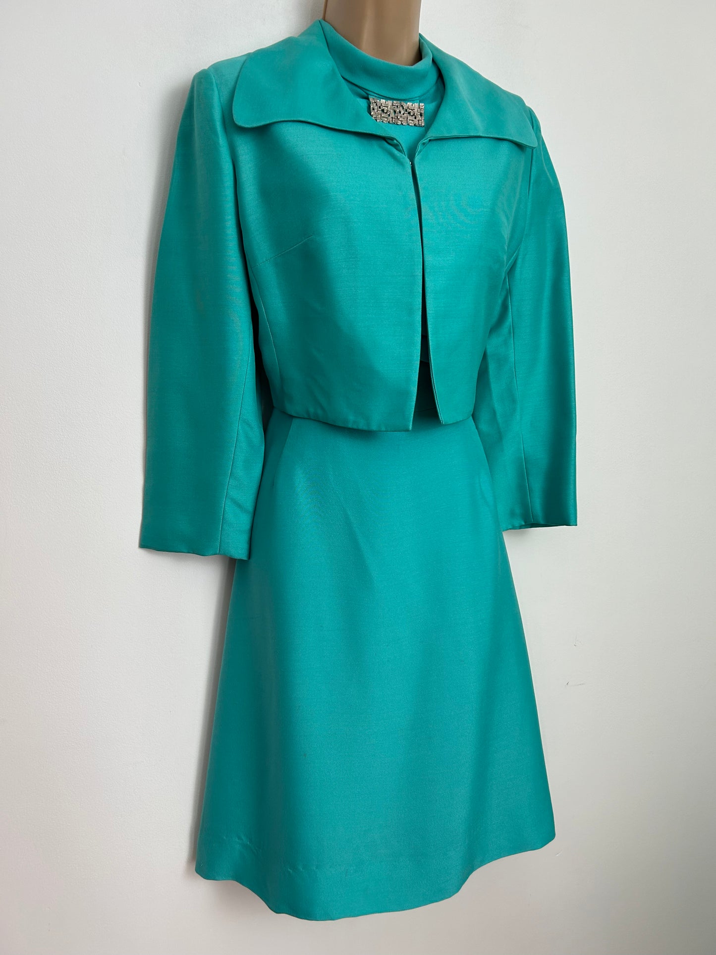 Vintage 1960s PETER BARRON UK Size 10 Turquoise Two Piece Mod Dress Suit