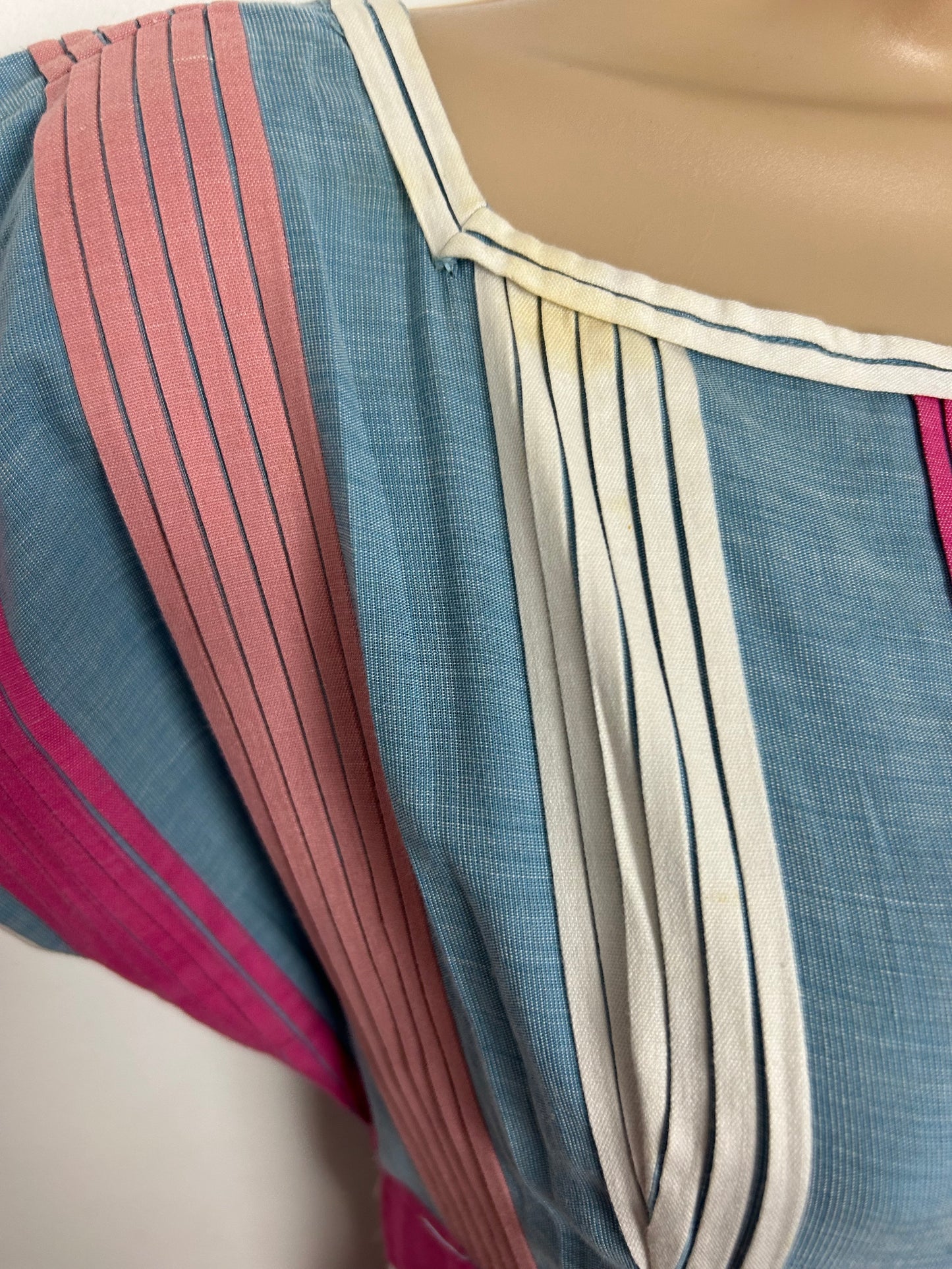 Vintage 1950s ALICE EDWARDS Size 10 Pink Blue & White Cotton Pleated Summer Prom Dress