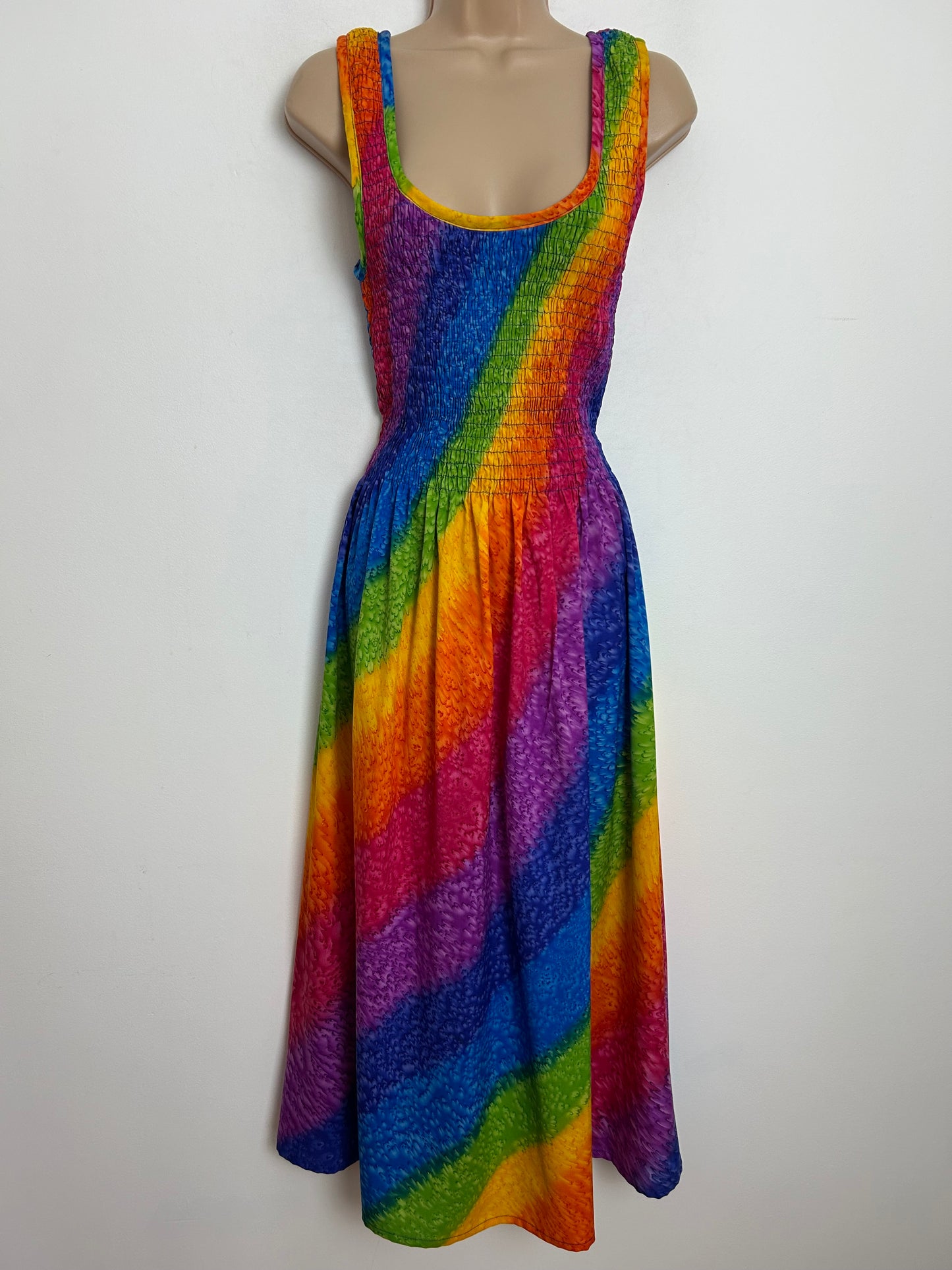Vintage 1980s Size 10-12-14 Rainbow Stripe Shirred Bodice Sleeveless Tie Back Midi Dress