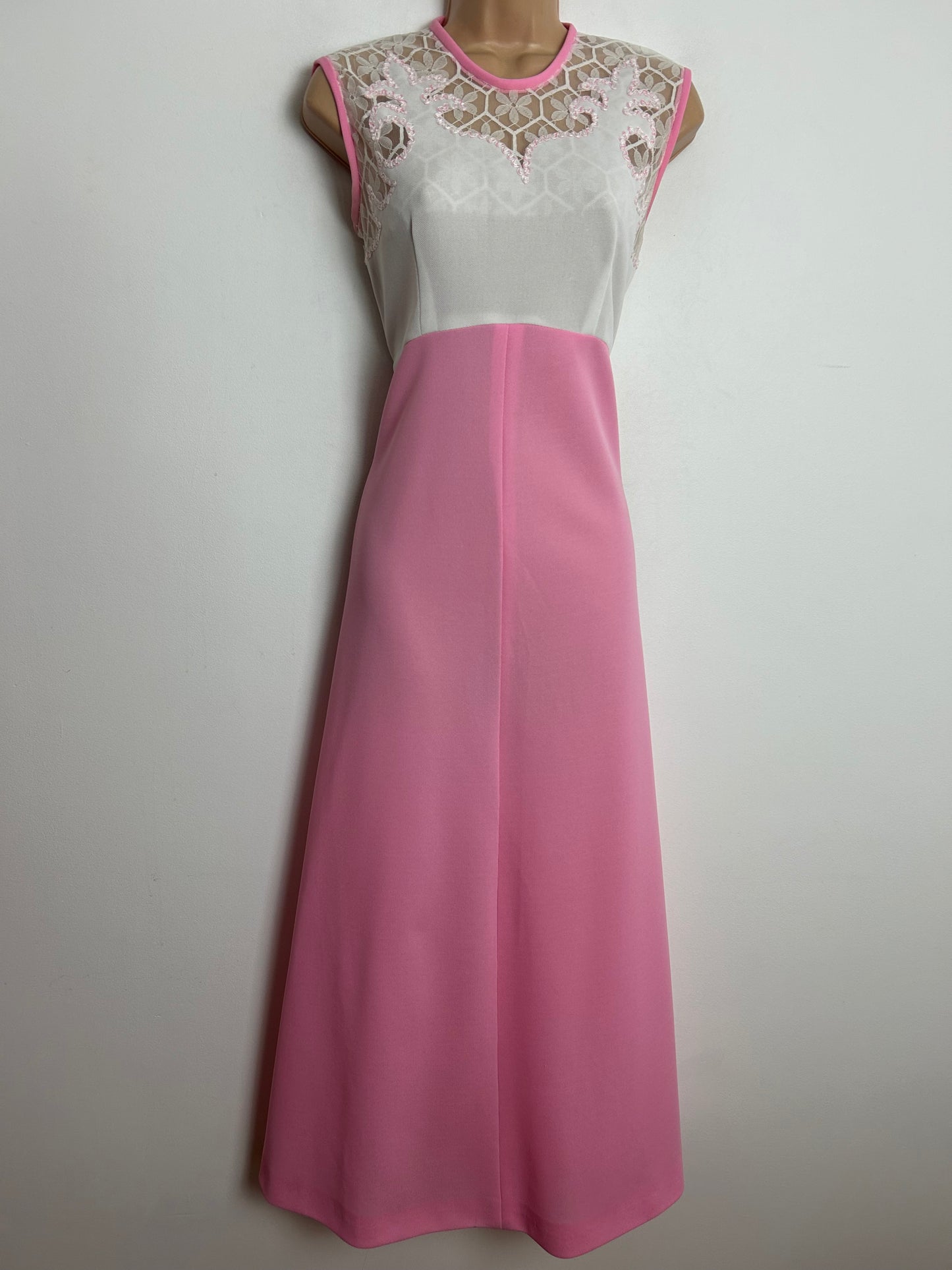Vintage Late 1960s Size 12 Pink & White Lace Detail Sleeveless Summer Maxi Dress