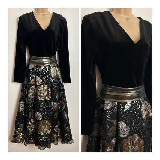 Vintage 1980s JOHN MARKS BY HELEN HUTTON UK Size 12 Black Silver & Gold Velvet & Lurex Party Prom Ballgown Dress