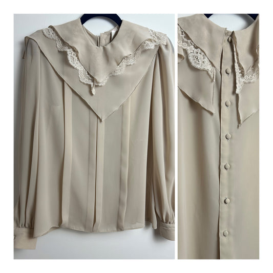 Vintage 1980s Size 14 Soft Beige Layered Lace Collar Pleated Long Sleeve Button Back Blouse