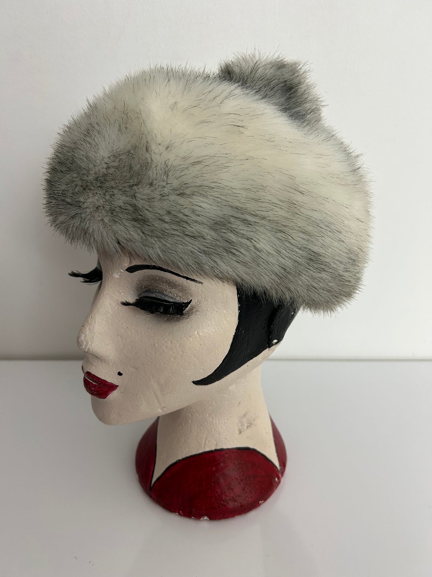 Vintage ST MICHAEL Gorgeous Cossack Style Faux Fur Hat