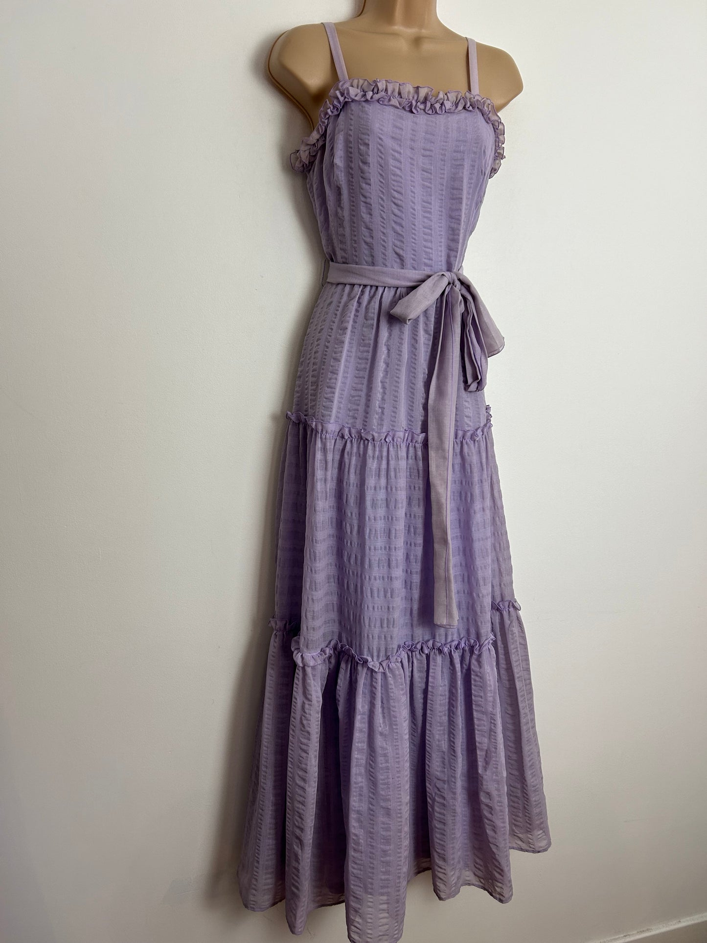 Vintage 1970s UK Size 6 Pastel Lilac Seersucker Cotton Ruffle Trim Prairie Boho Belted Summer Maxi Dress