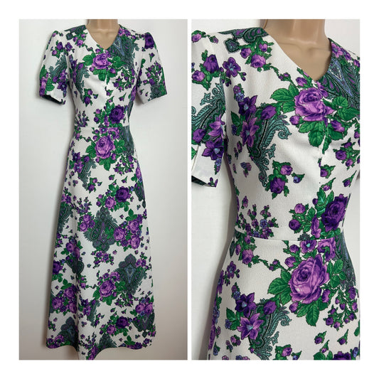 Vintage 1970s Size 8 White Purple & Green Floral Print Short Sleeve Maxi Dress