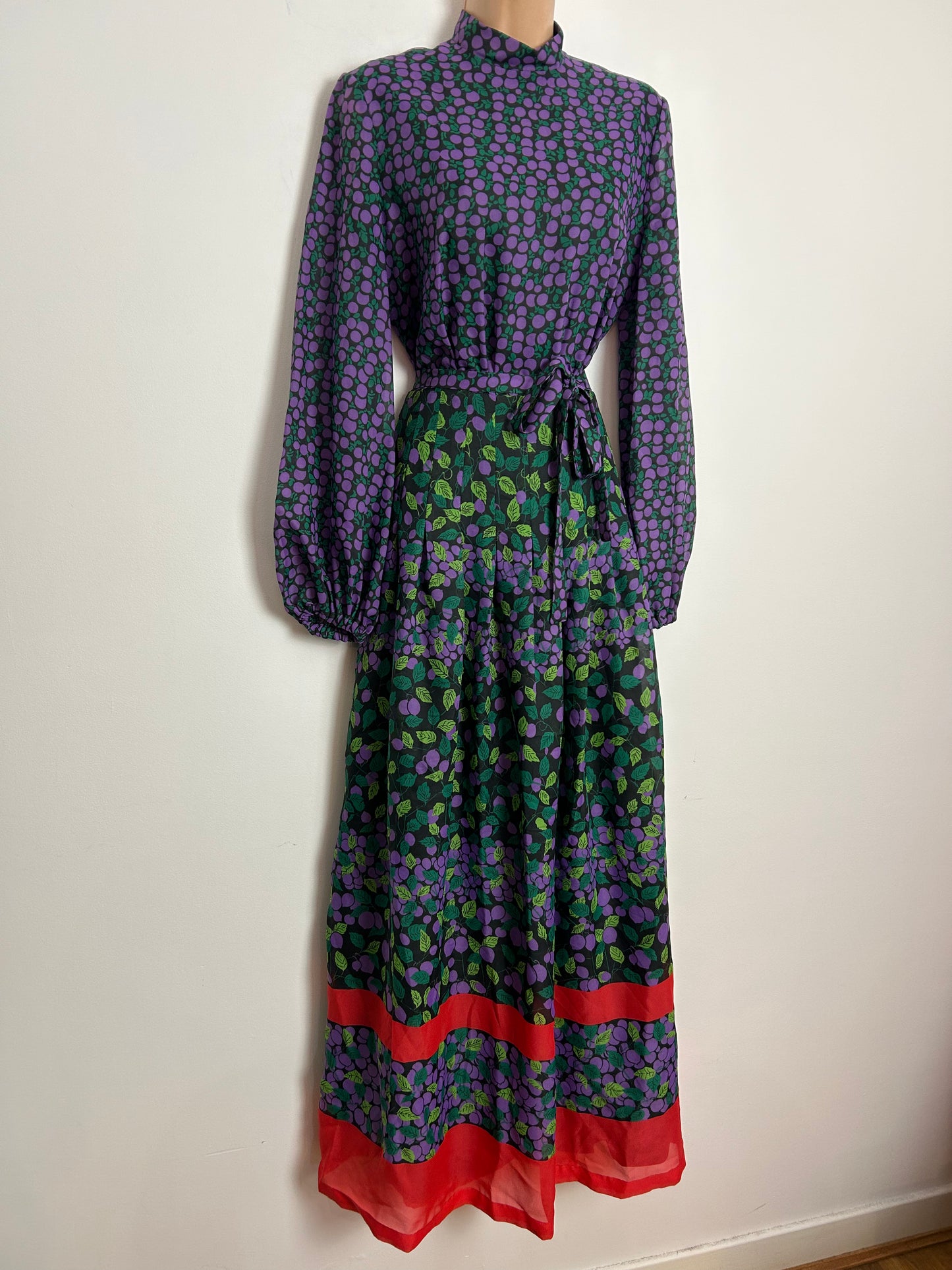 Vintage 1970s UK Size 12 Black Purple & Green Berry & Leaf Print Long Sleeve Belted Boho Maxi Dress