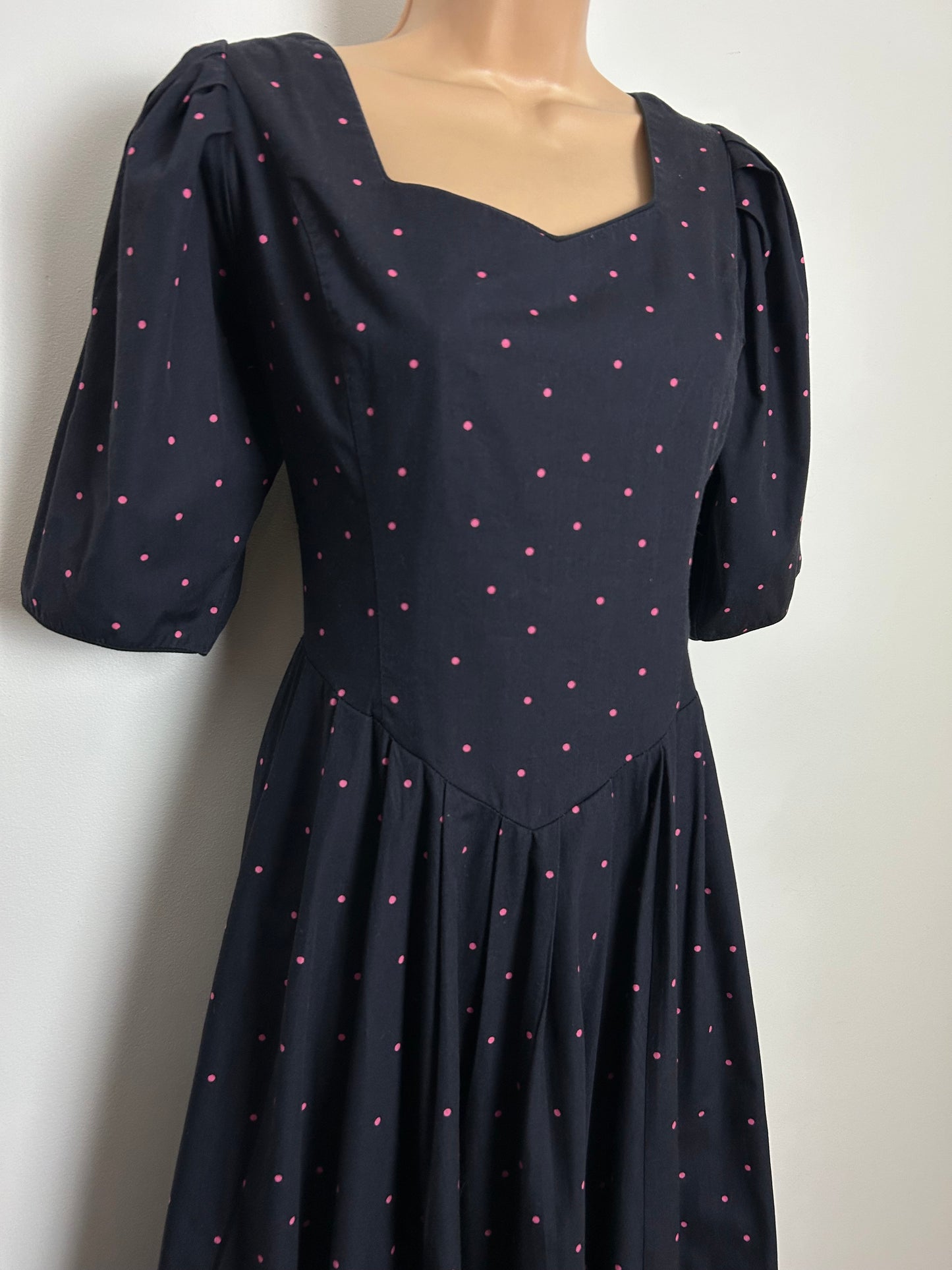 Vintage 1980s LAURA ASHLEY Size 12 (Size 16 On Label) Black & Pink Polka Dot Pleated Midi Dress