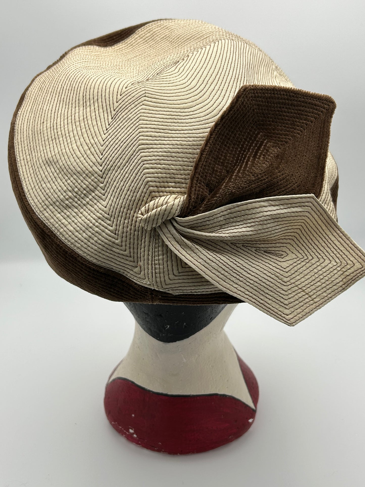 Vintage 1960s Made By Gina Davies London Beige & Brown Silk & Velvet Pill Box Hat