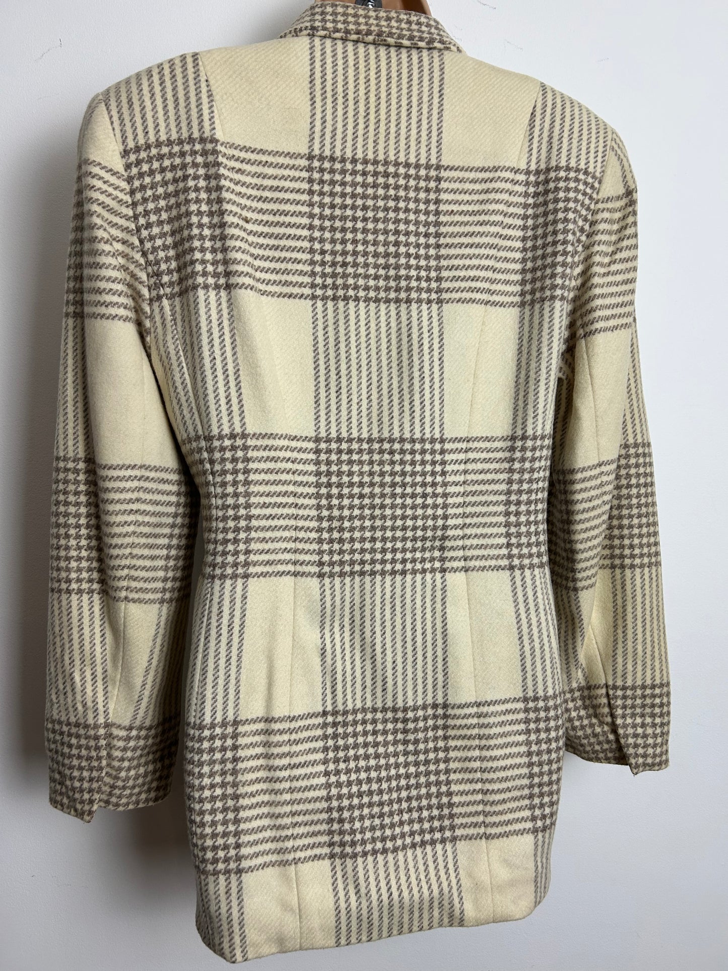 Vintage 1980s EPISODE BY CAROLYN WIGHT FREEMAN Size 8 Cream & Beige Check Wool & Cashmere Mix Blazer