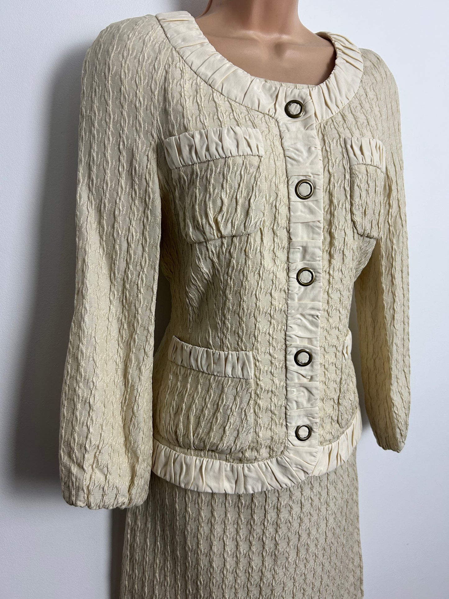 Vintage 1990s MOSCHINO CHEAP & CHIC Size 10 Cream Crinkle 60s Style Dress & Jacket Suit