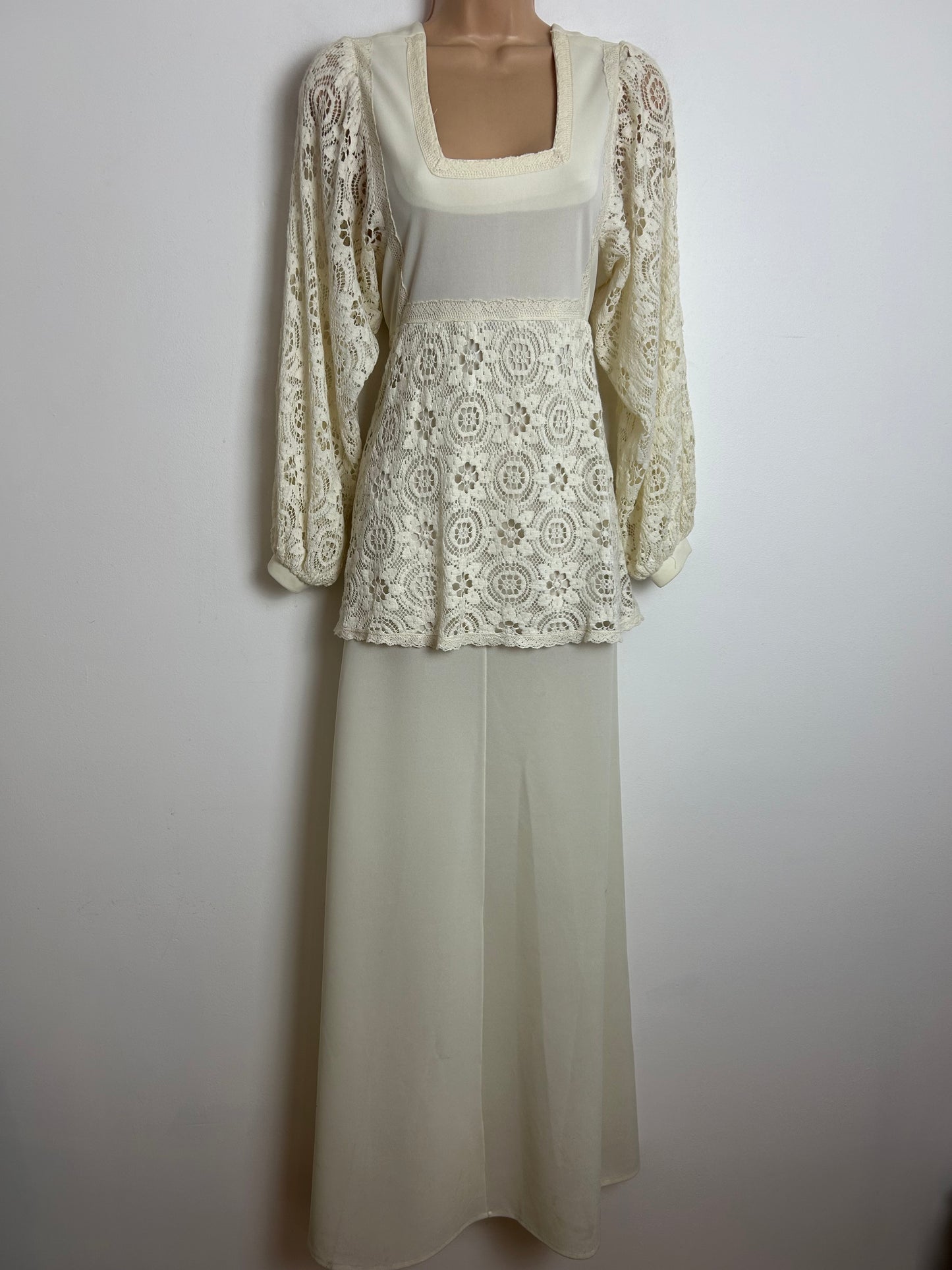 Vintage 1970s FREEMANS OF LONDON Size 10 Cream Lace Sleeve Layered Boho Maxi Dress