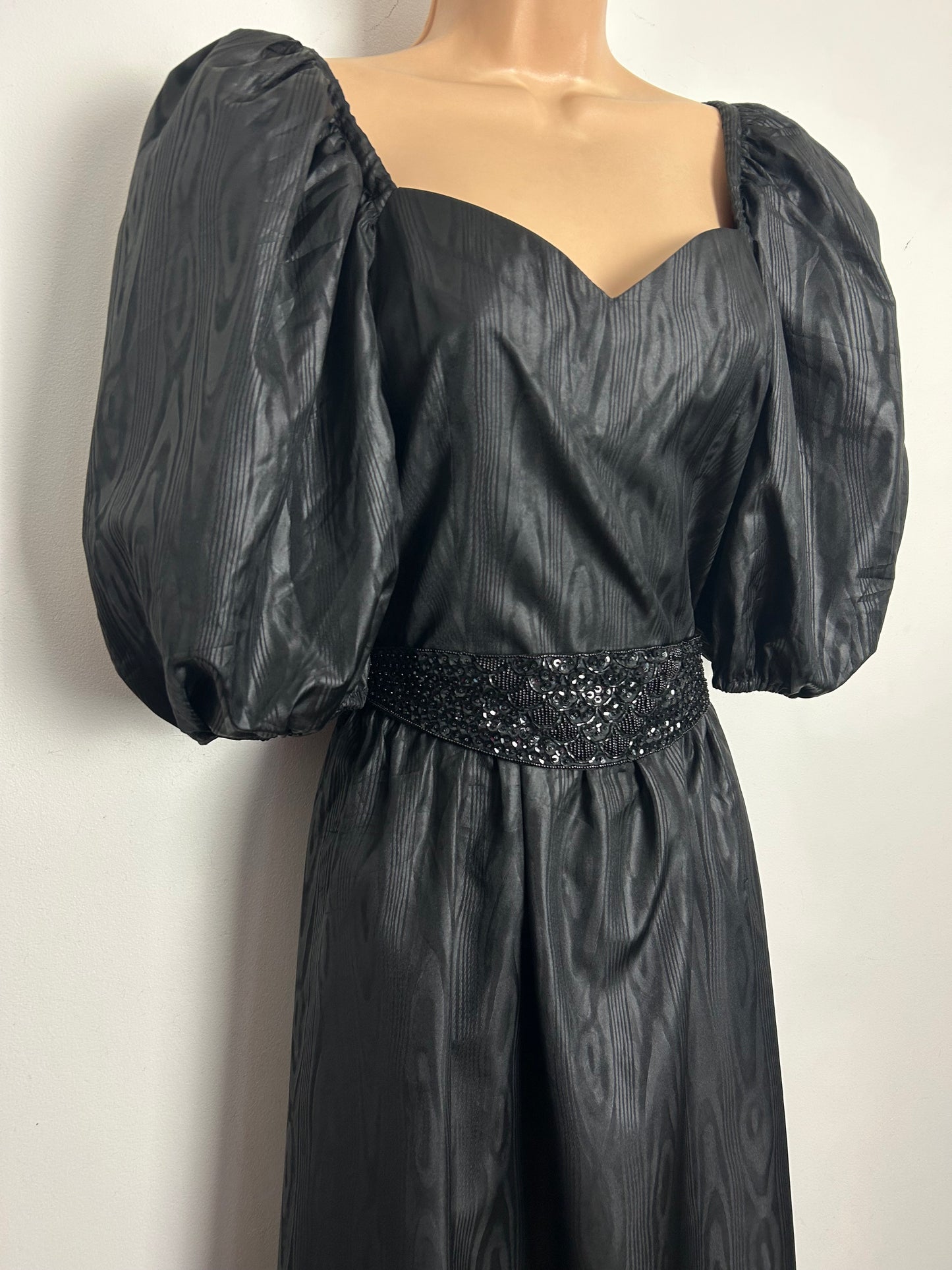 Vintage 1980s Size 10 Black Watermark Acetate Satin Bead & Sequin Belted Puff Sleeve Evening Maxi Dress
